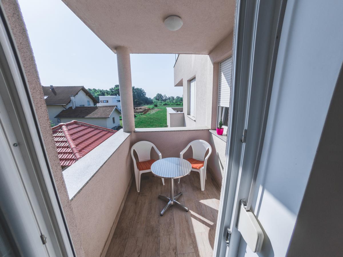 Apartment Daphnia Zagreb Exterior foto